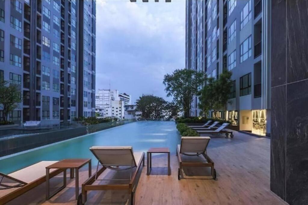 The Base Central Pattaya Quiet Room With Infinity Pool & Free Netflix Ngoại thất bức ảnh